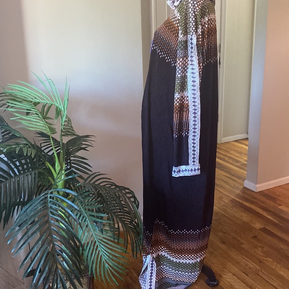 Saudi Abaya Dress - Picture 4 of 8